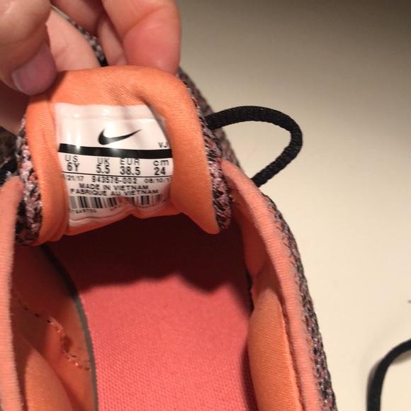 dual tone racer nike